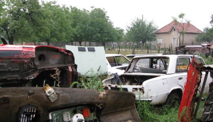 Полицията в Бойчиновци разкри кражба на автомобил „ВАЗ 2101"