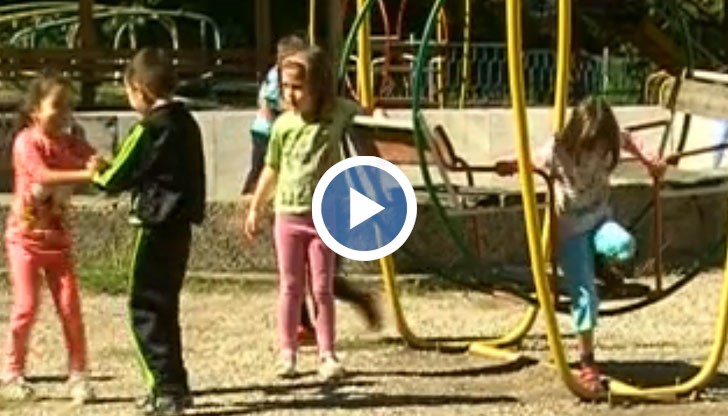 Родителите от малцинствата не осъзнават необходимостта децата им да се образоват