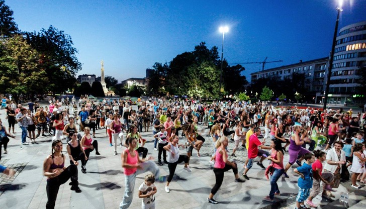 Третият пореден "Зумба Маратон" ще се проведе тази вечер от 19:30 ч. в центъра на Русе