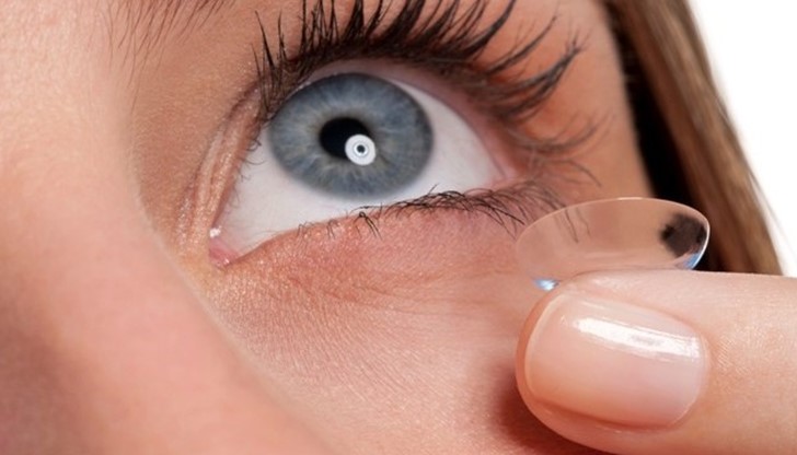 Контактните лещи могат да доведат до тежки възпаления и дори до загуба на зрението, ако ...
