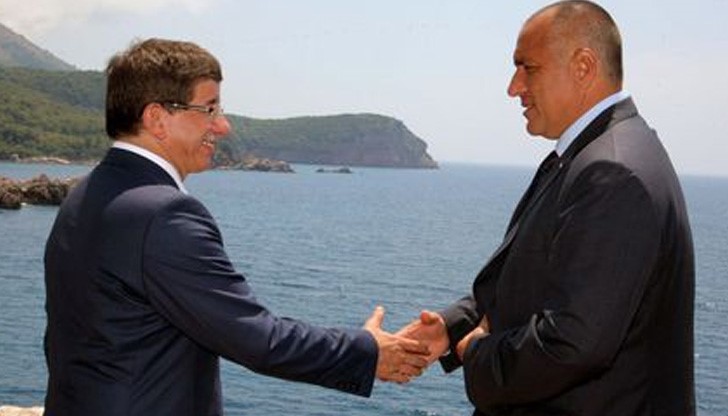 Ахмет Давутоглу: В духа на солидарност и сътрудничество бих искал да Ви помоля за Вашата любезна подкрепа за мобилизиране на международната общност