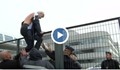 Шефове в "Еър Франс" бягат, за да избегнат линч