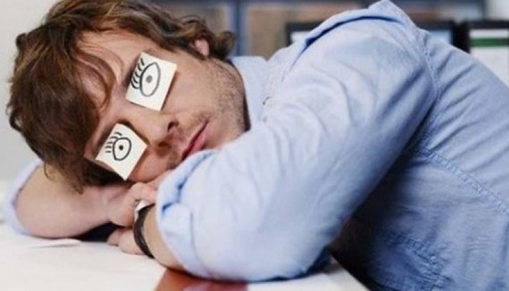 За да не спите по време на работа, трябва да убедите работодателите си, че 20-часовата работна седмица не е химера, а напълно възможна реалност. За да не спите по време на работа, трябва да убедите работодателите си, че 20-часовата работна седмица не е химера, а напълно възможна реалност.