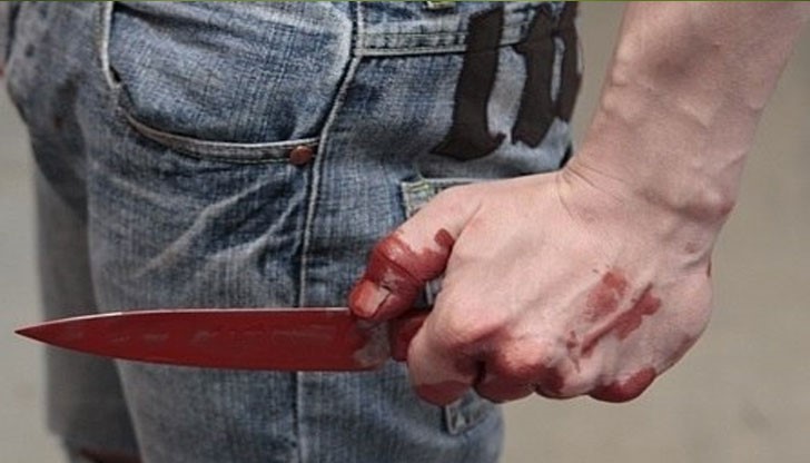 Атаката с нож е извършена от мъж изглеждащ психически болен