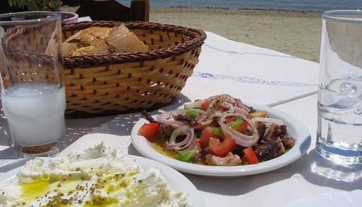 Докторите са единодушни: Хранете се като грък!