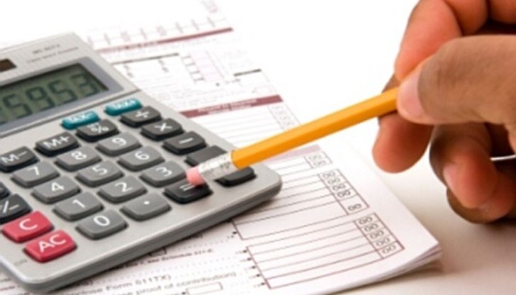 Заплащането става на място в дирекциите „Местни данъци и такси“ на общините или по банков път Заплащането става на място в дирекциите „Местни данъци и такси“ на общините или по банков път