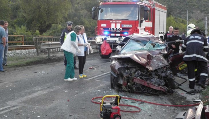 Инцидентът е станал на пътя между Куклен и село Руен около 8.30 ч. днес