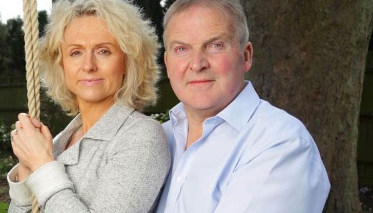 57-годишният Саймън Бинър направи съобщението на профила си в бизнес мрежата LinkedIn