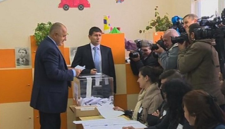 Призовавам всички да дадат своя вот и за референдума", заяви Борисов Призовавам всички да дадат своя вот и за референдума", заяви Борисов