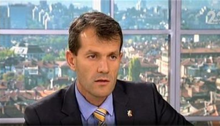 Боян Расате: Той определи действията на лидера на „Атака” като компрометиращи национализма Боян Расате: Той определи действията на лидера на „Атака” като компрометиращи национализма