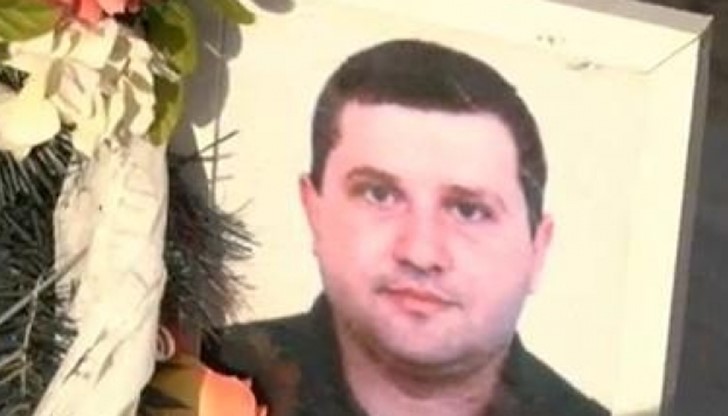 Девет месеца отговори на много въпроси чакат и родителите на загиналия полицай в свищовското село Ореш