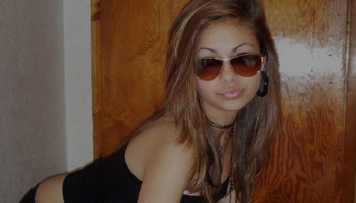 Гледай лошо, сменяй статуси и никога без грим!