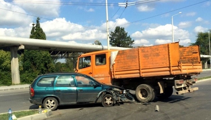 Жена е пострадала при пътно произшествие по булевард "Тутракан" в Русе
