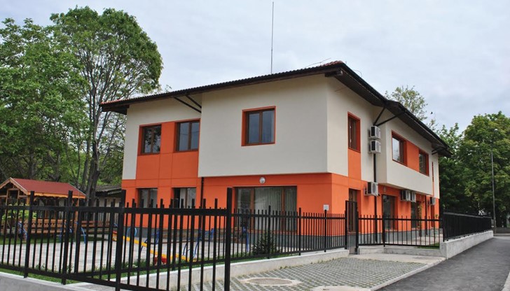 42 деца и младежи с увреждания са приютени в три Центъра за настаняване от семеен тип