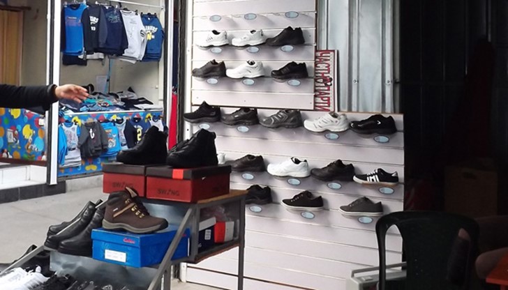 Съобщение за кражба от магазин на ул. "Александровска" е получено в Първо РУ / снимката е илюстративна Съобщение за кражба от магазин на ул. "Александровска" е получено в Първо РУ / снимката е илюстративна