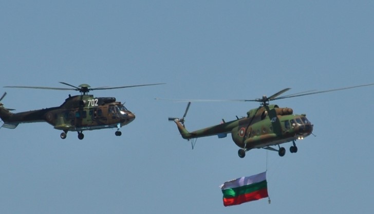 „Нашите летци отново ще покажат своя майсторлък и героизъм”, добави министър-председателят.