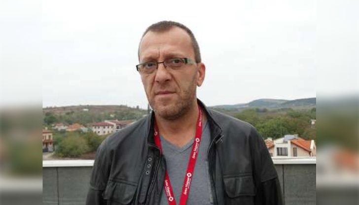 Анестезиологът д-р Николай Игнатов е ръководител на спецзвеното "Д-р Хаус" Анестезиологът д-р Николай Игнатов е ръководител на спецзвеното "Д-р Хаус"