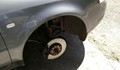 Кола в Русе осъмна без четири гуми