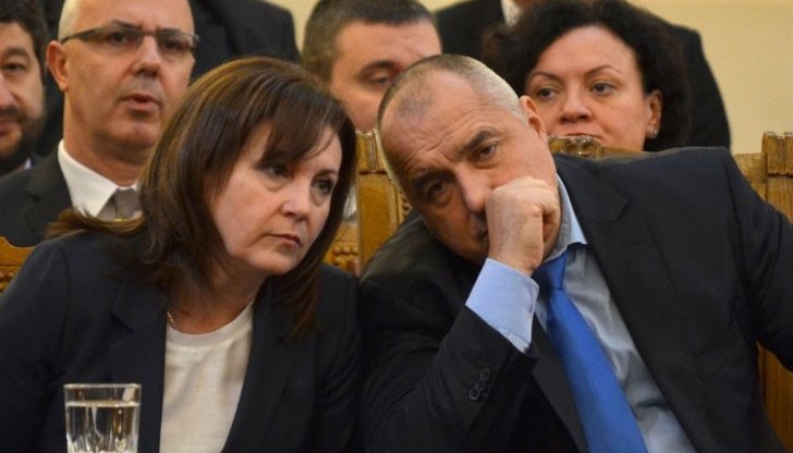 Въпросът е защо обаче човек с качества за административен сътрудник е вицепремиер и оглавява вътрешното министерство в България?