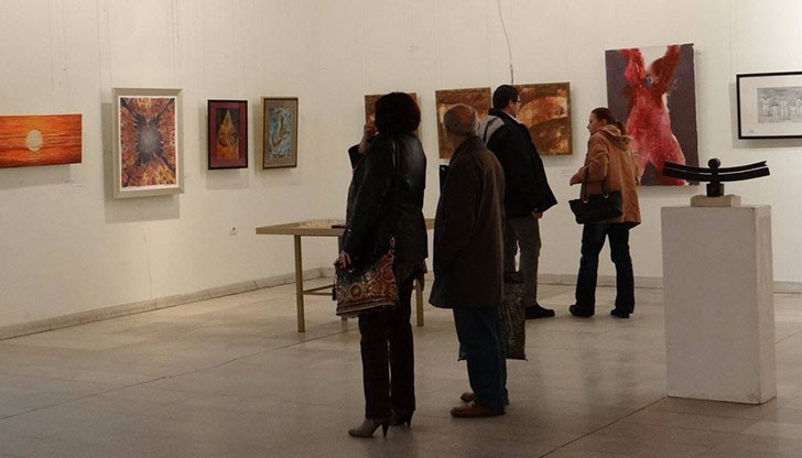 Стартира изложбата на българските художници и приложници от Унгария, която е в рамките на Дните на Канети в Русе