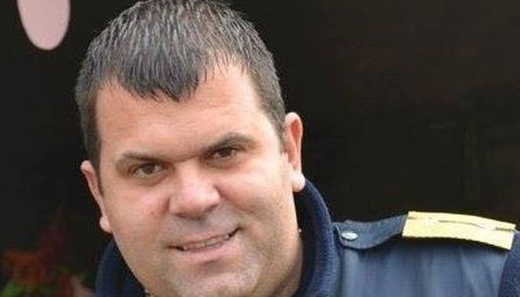 Личев беше председател на контролната комисия на Националния синдикат на пожарникарите и спасителите „Огнеборец" Личев беше председател на контролната комисия на Националния синдикат на пожарникарите и спасителите „Огнеборец"