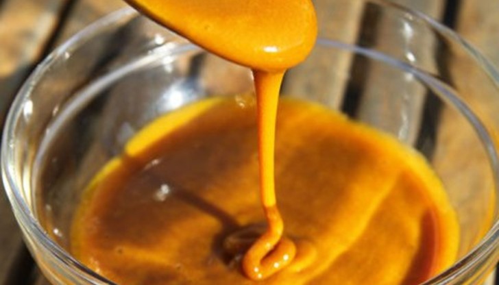 Сместа от куркумата и меда е известна като "златна смес"