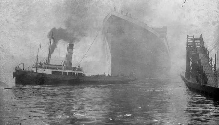 На 21 ноември 1915 година "Британик" попада на мина в Егейско море и потъва