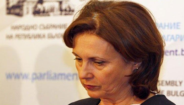 По думите на Бъчварова оставка ѝ няма да помогне при създалата се ситуация