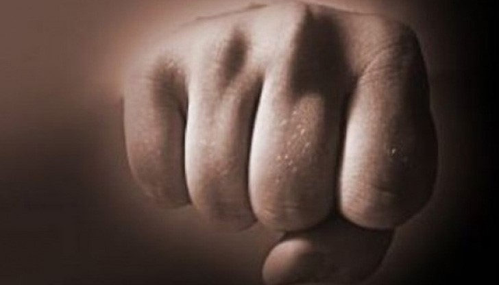 Дежурните натиснали паник-бутона и дошла полицията