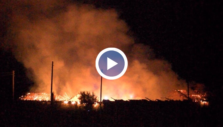 По-рано днес заради пожар в дърводелски цех беше спрян токът