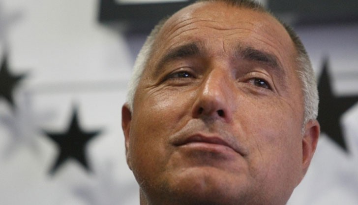 Патологичен лъжец!