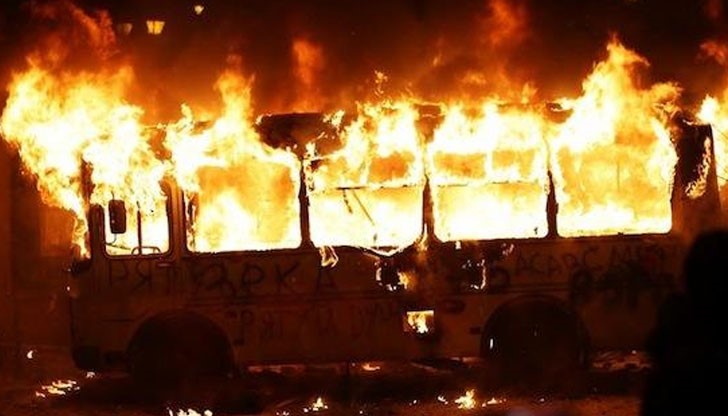 Пожар унищожи повече от 40 автобуса в южния мексикански щат Табаско