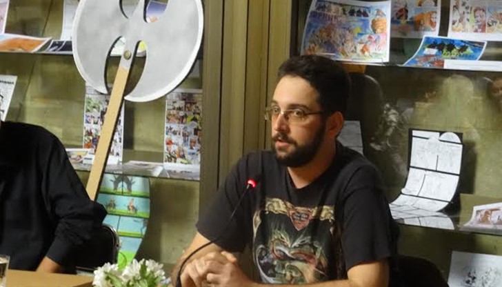 В края на срещата Йордан Желязков обеща на Русе и русенци нова книга