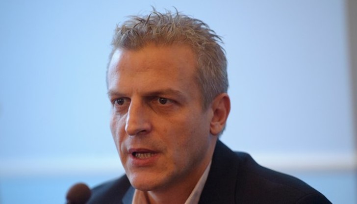 Проектозаконът трябва да бъде оттеглен, а плановете за „Данък обществено здраве“ трябва да бъдат замразени Проектозаконът трябва да бъде оттеглен, а плановете за „Данък обществено здраве“ трябва да бъдат замразени