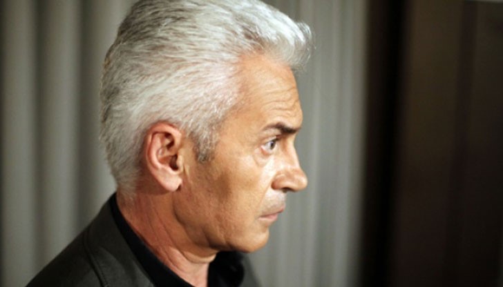 За свалянето на имунитета на Сидеров гласуваха 144 депутати, 11 бяха против и 1 се въздържа За свалянето на имунитета на Сидеров гласуваха 144 депутати, 11 бяха против и 1 се въздържа