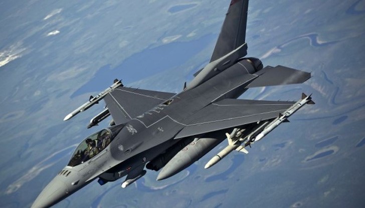 Вчера от базата „Инджирлик“ са излетели шест турски изтребители Ф-16 и са нанесли въздушни удари