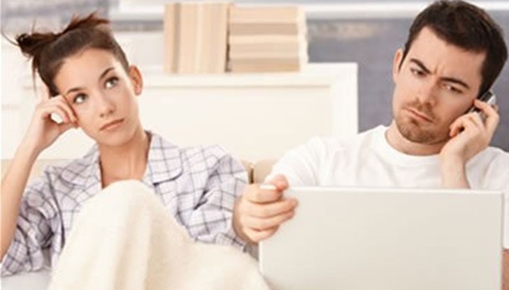 Те отнемат много време на младите хора, което би могло да се използва за полови занимания Те отнемат много време на младите хора, което би могло да се използва за полови занимания