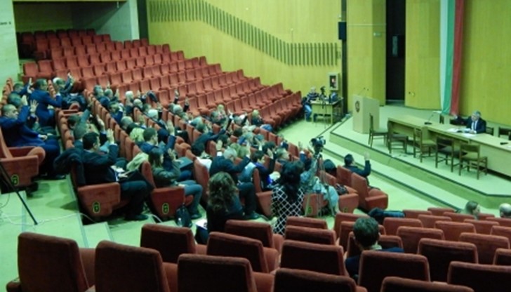 Всички предложения бяха приети с пълно мнозинство Всички предложения бяха приети с пълно мнозинство