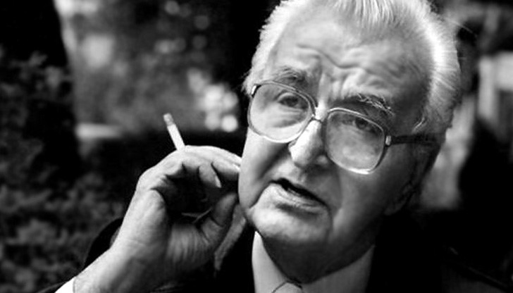 С фотоизложба, премиера на книга и филмова поредица си припомняме живота и творчеството на един от най-влиятелните и световно признати български интелектуалци от втората половина на ХХ век