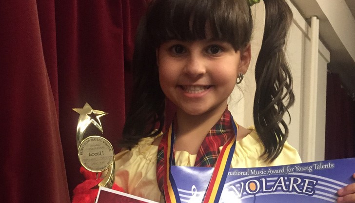 Мира представи авторската си песен „Котешки проблеми