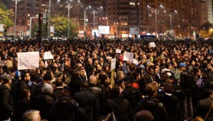 Над 20 хиляди души се събраха на митинг в Букурещ срещу корупцията във властта