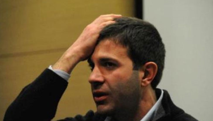 Грандиозният гаф бе заметен под килима