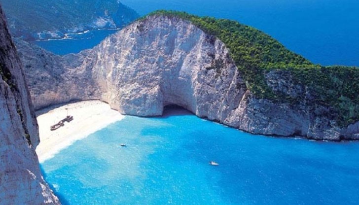 Островът се е преместил с 36 сантиметра на юг Островът се е преместил с 36 сантиметра на юг