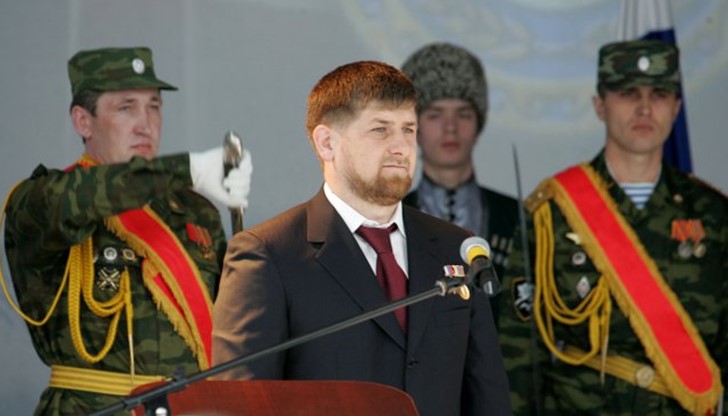 Турците постъпиха коварно. Така правят само лицемерите, които говорят за приятелство, а действат като врагове Турците постъпиха коварно. Така правят само лицемерите, които говорят за приятелство, а действат като врагове