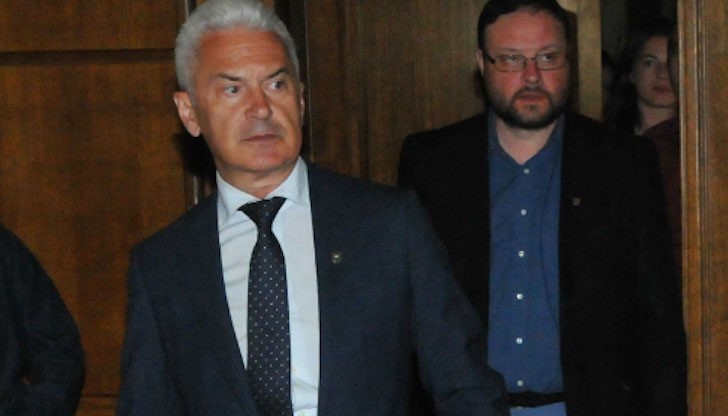 Дали Волен Сидеров и дясната му ръка Десислав Чуколов да бъдат върнати в ареста? Дали Волен Сидеров и дясната му ръка Десислав Чуколов да бъдат върнати в ареста?