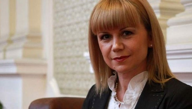 Бащи, които живеят с майки на семейни начала, ще декларират доходите си от 2016 г.