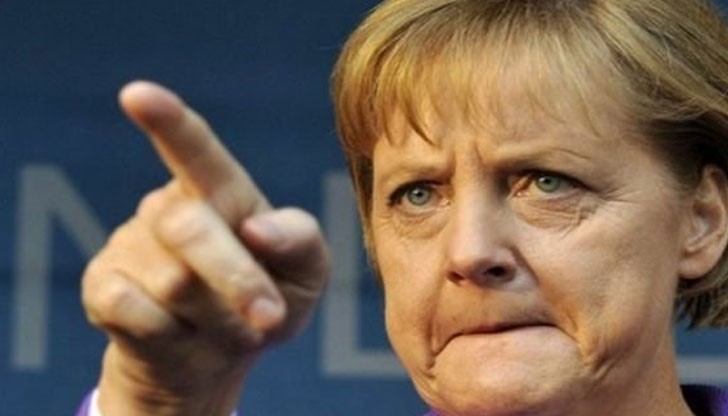 Министрите в Берлин обвиняват своя канцлер в неспособност да контролира миграционния кризис