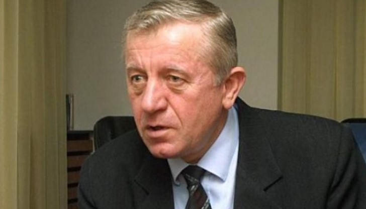 Турските изтребители е трябвало да арестуват руския бомбардировач, заяви шефът на комисията по отбрана в НС