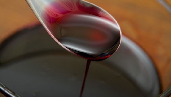 Тя направила чудотворния афродизиак от треви и чайове за своята внучка Тя направила чудотворния афродизиак от треви и чайове за своята внучка