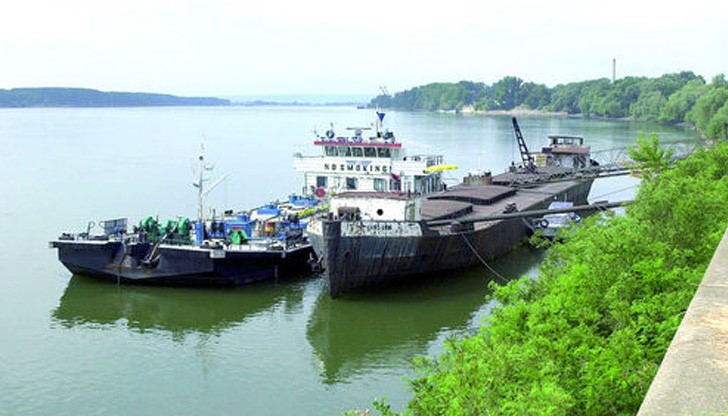 С произведенията си победителите ще спечелят място в предстоящия албум и награди